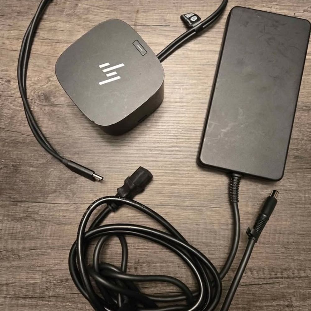 HP Thunderbolt Dock 280W G4 in Black
